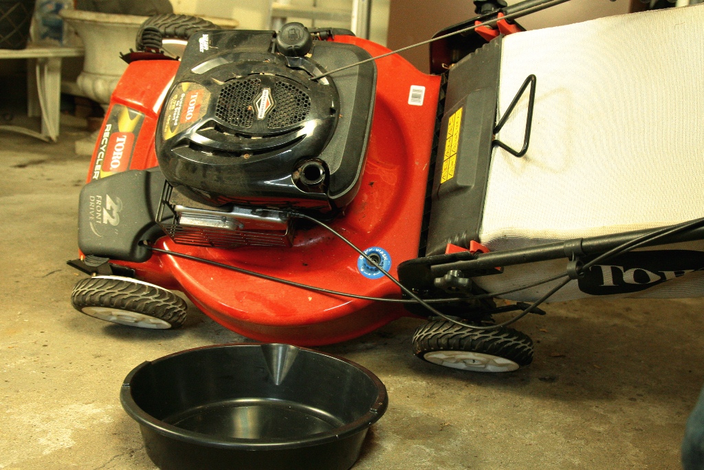 lawn mower oil change process and specs