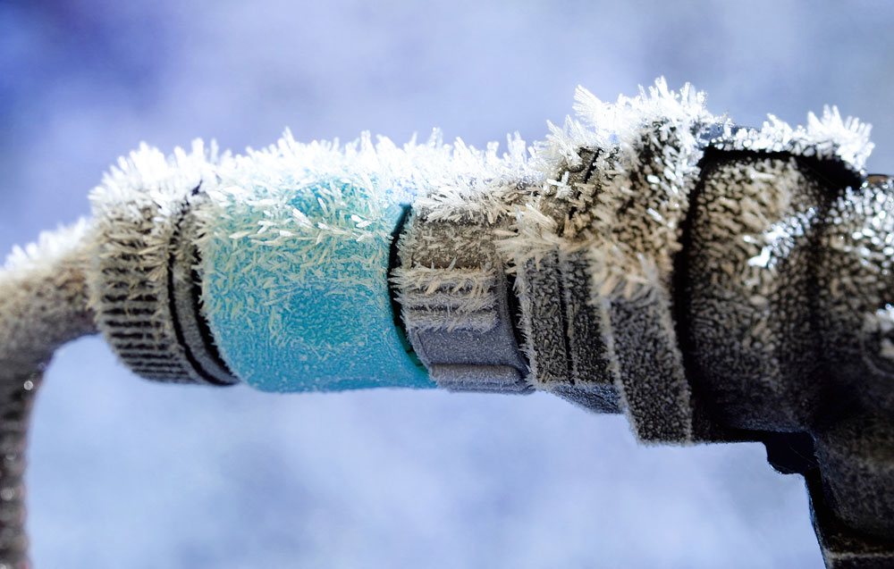 thawing methods for frozen hose spigot comparison